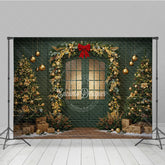 Aperturee - Aperturee Elegant Green Christmas Door Photography Backdrop Gold Garland Arch in Snow Holiday Mini Session Background